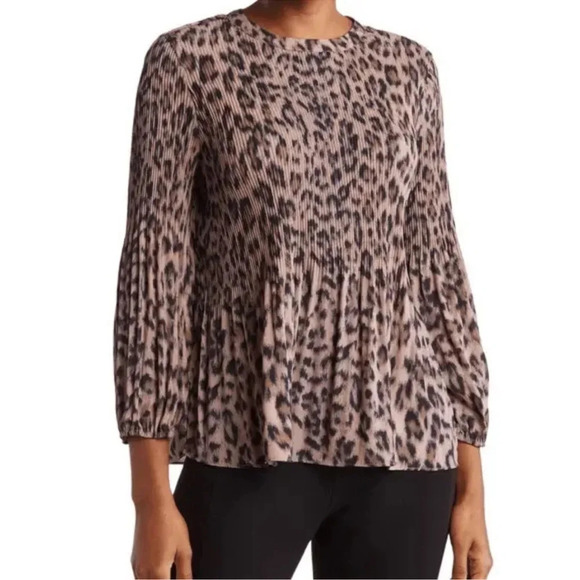 Adrianna Papell Pleated Georgette Blouse Realistic Cheetah Print Size M - Picture 1 of 3